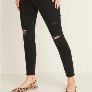 Old navy maternity rock star side panel jeans